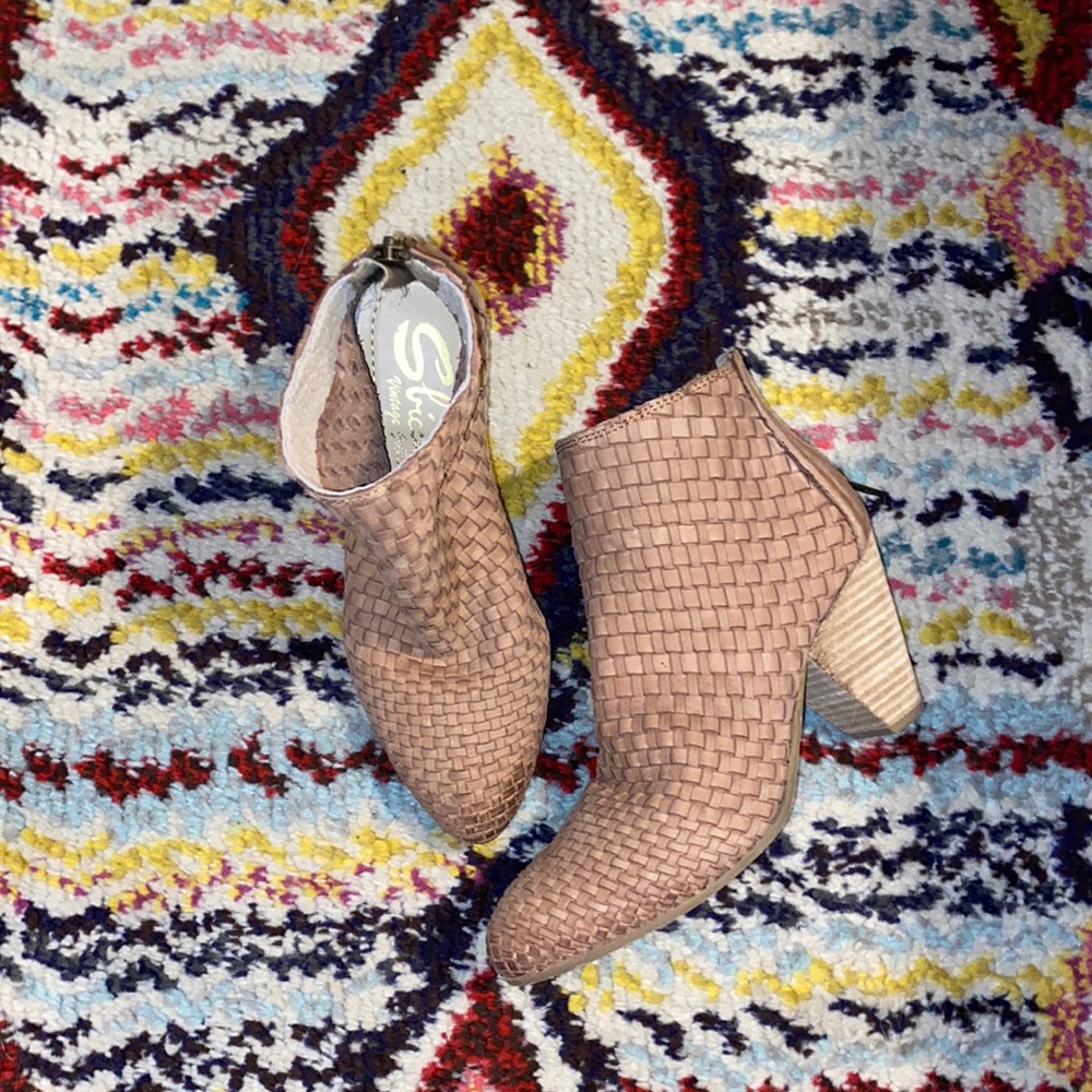 Sbicca vintage collection Parkman woven leather bootie
